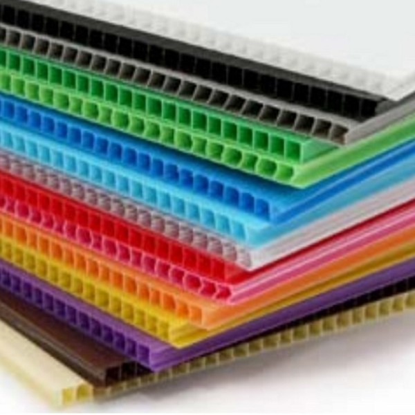 Corrugated Board PP (750 x 500 x 3mm)